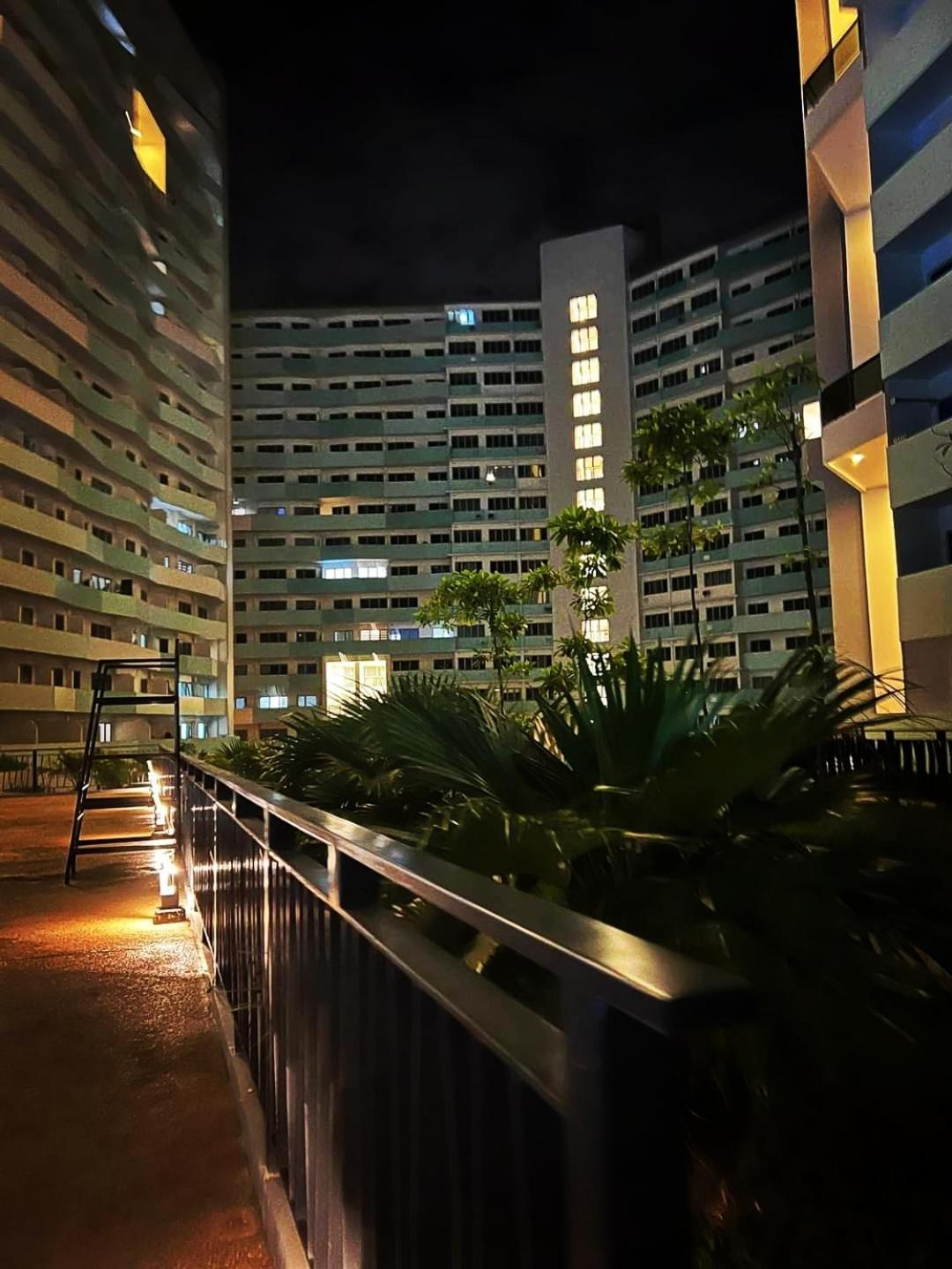 Acellyne'S Suites At The Residences At Commonwealth By Century เกซอนซิตี้ ภายนอก รูปภาพ